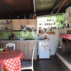 ISTRA, PULA Prekrasna samostojeća kuća