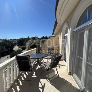 Istra, Pula, Premantura, samostojeća kuća s bazenom, 414m2