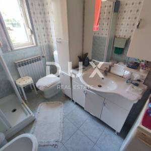 ISTRA, PULA - Prostrana kuća od 673 m2 s pogledom na more