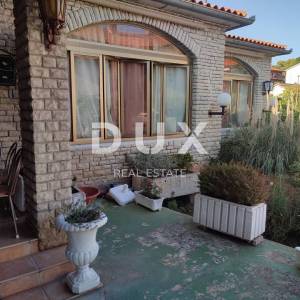 ISTRA, PULA - Prostrana kuća od 673 m2 s pogledom na more