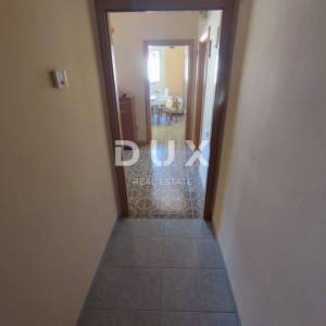 ISTRA, PULA - Prostrana kuća od 673 m2 s pogledom na more