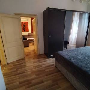 ISTRA, PULA - Prostrani stan u centru grada! 