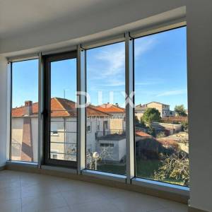 ISTRA, PULA Prozračni stan s liftom na super lokaciji!