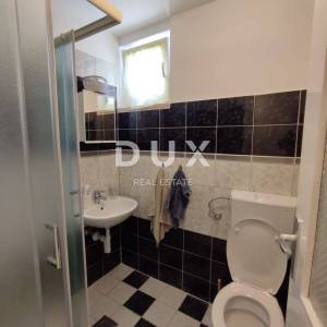 ISTRA, PULA - Renovirana apartmanska kuća na neponovljivoj lokaciji