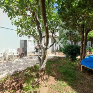 ISTRA, PULA - Renovirana apartmanska kuća na neponovljivoj lokaciji