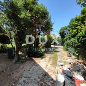 ISTRA, PULA - Renovirana apartmanska kuća na neponovljivoj lokaciji