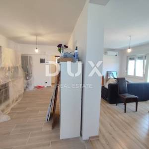 ISTRA, PULA - Renovirana apartmanska kuća na neponovljivoj lokaciji