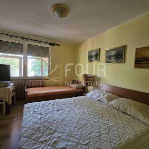 Istra, Pula - sami centar, 46.45m2 - 2 stana, izvrsno za investiciju!