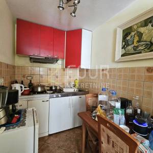 Istra, Pula - sami centar, 46.45m2 - 2 stana, izvrsno za investiciju!