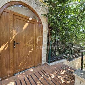 Istra, Pula - sami centar, 46.45m2 - 2 stana, izvrsno za investiciju!