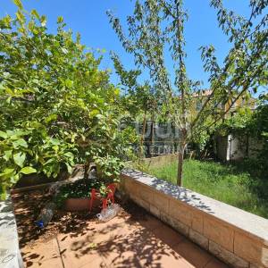 Istra, Pula - sami centar, 46.45m2 - 2 stana, izvrsno za investiciju!
