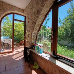 Istra, Pula - sami centar, 46.45m2 - 2 stana, izvrsno za investiciju!