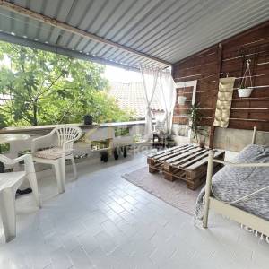 Istra, Pula - sami centar, kuća u nizu, idealna prilika za investiciju!