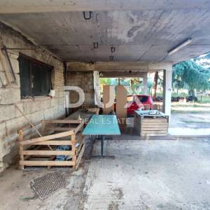 ISTRA, PULA - Samostojeća kuća na Velom Vrhu 400m2