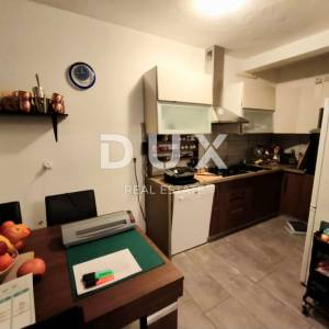 ISTRA, PULA, ŠIJANA - 2S+DB Prostran obiteljski stan s pogledom na more.