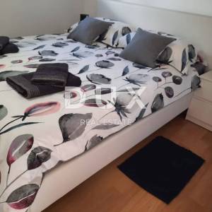 ISTRA, PULA - Simpatična kuća s 3 apartmana u predivnom i mirnom naselju