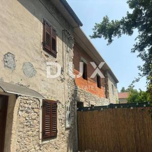 ISTRA, PULA - Stambeno poslovna zona s postojećim objektima! RIJETKOST NA TRŽIŠTU!