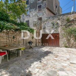 ISTRA, PULA - Stambeno poslovna zona s postojećim objektima! RIJETKOST NA TRŽIŠTU!