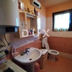 ISTRA, PULA- Stan 79m2 za renovaciju!