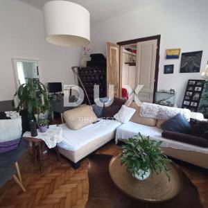 ISTRA, PULA Stan na rivi u austrougarskoj zgradi 99 m2 - VELIKA TERASA!!