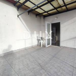 ISTRA, PULA - Stan na Vidikovcu 2S + DB, 3 balkona, parkirno mjesto i vrt!