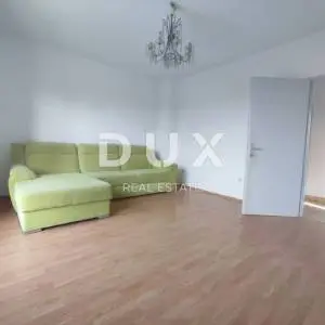ISTRA, PULA - Stan na Vidikovcu 2S + DB, 3 balkona, parkirno mjesto i vrt!
