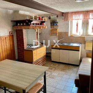 ISTRA, PULA - Stan u centru grada sa garažom