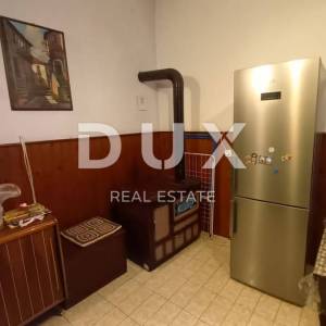  ISTRA, PULA Stan za adaptaciju idealan za više apartmana u blizini Arene!
