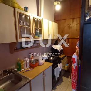  ISTRA, PULA Stan za adaptaciju idealan za više apartmana u blizini Arene!