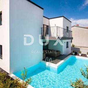 ISTRA, PULA, ŠTINJAN- Moderna vila s bazenom i pogledom na more