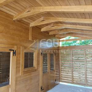 Istra, Pula, Stoja, 130.88m2, višeetažni stan, 3s+db, terasa, okućnica