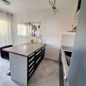 Istra, Pula - Valdebek, 55.35m2, 2s+db, terasa
