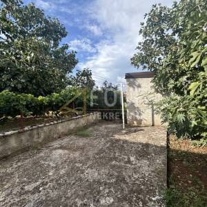 Istra, Pula - Valdebek, etaža, 131m2, 3s+db, balkon, vrt, garaža