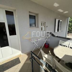 Istra, Pula - Valdebek, etaža, 131m2, 3s+db, balkon, vrt, garaža