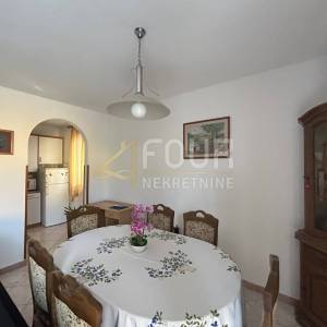 Istra, Pula - Valdebek, etaža, 131m2, 3s+db, balkon, vrt, garaža