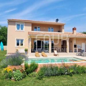 Istra, Pula, Valdebek, novogradnja, kuća s bazenom, 182.85m2