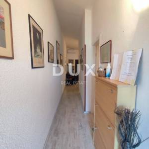 ISTRA, PULA, VELI VRH - Impozantna obiteljska vila nadomak grada 