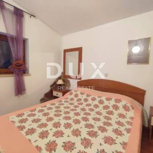 ISTRA, PULA, VELI VRH - Impozantna obiteljska vila nadomak grada 