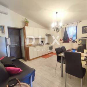 ISTRA, PULA, VELI VRH - Impozantna obiteljska vila nadomak grada 