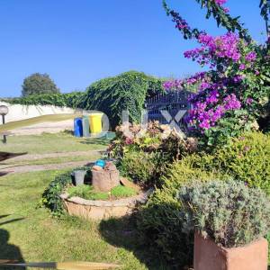 ISTRA, PULA, VELI VRH - Impozantna obiteljska vila nadomak grada 
