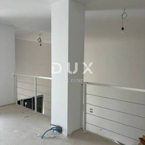 ISTRA, PULA - Veličanstveni penthouse u centru grada s liftom!