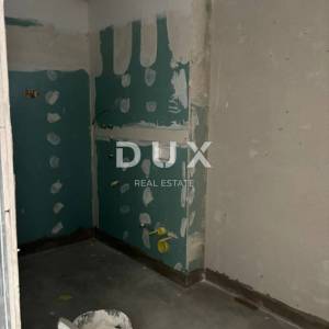 ISTRA, PULA - Veličanstveni penthouse u centru grada s liftom!