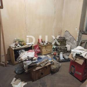 ISTRA, PULA Veliki stan u prizemlju za potpunu adaptaciju 145 m2