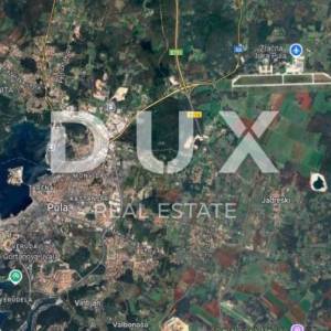 ISTRA, PULA - Veliko građevinsko zemljište gospodarske namjene (industrijske, trgovačke, zanatske)