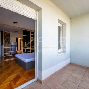 Istra, Pula, Verudela, garsonijera, 39.51m2, bakon