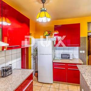ISTRA, PULA Vila s bazenom i 2 apartmana na prostranoj okućnici 1700 m2