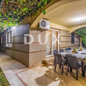 ISTRA, PULA Vila s bazenom i 2 apartmana na prostranoj okućnici 1700 m2
