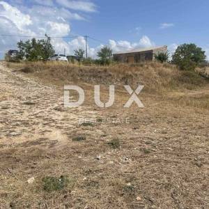 ISTRA, PULA, VODNJAN - građevinsko zemljište 737 m2 za stambenu zgradu - stanove / apartmane / obiteljsku kuću / villu! PRILIKA...