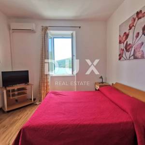 ISTRA, RABAC - Dva apartmana, prvi red do mora 