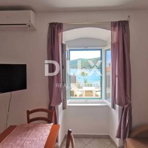 ISTRA, RABAC - Dva apartmana, prvi red do mora 